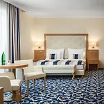酒店 Grandhotel Nabokov 4*