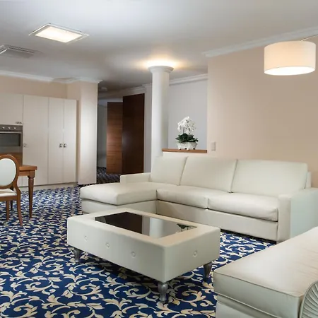 Grandhotel Nabokov 4*