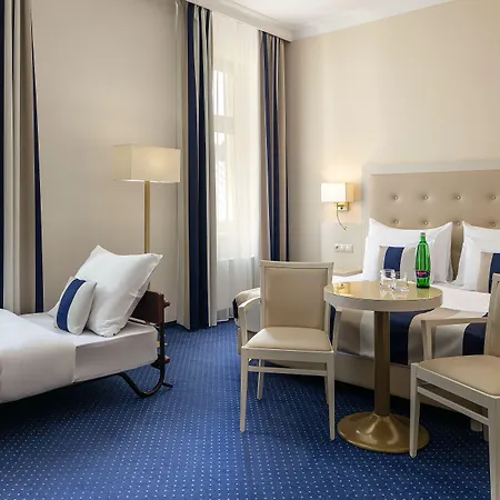 Grandhotel Nabokov 酒店 4*