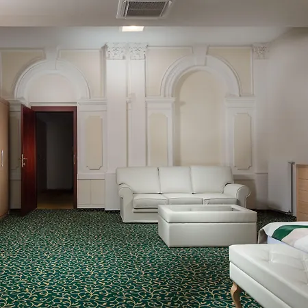 Grandhotel Nabokov 4* 玛丽亚温泉