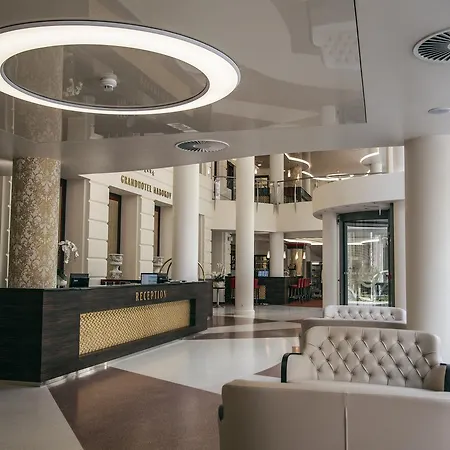 Grandhotel Nabokov فندق 4*