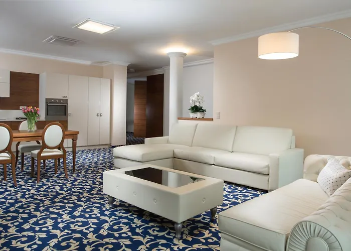 Grandhotel Nabokov 4*